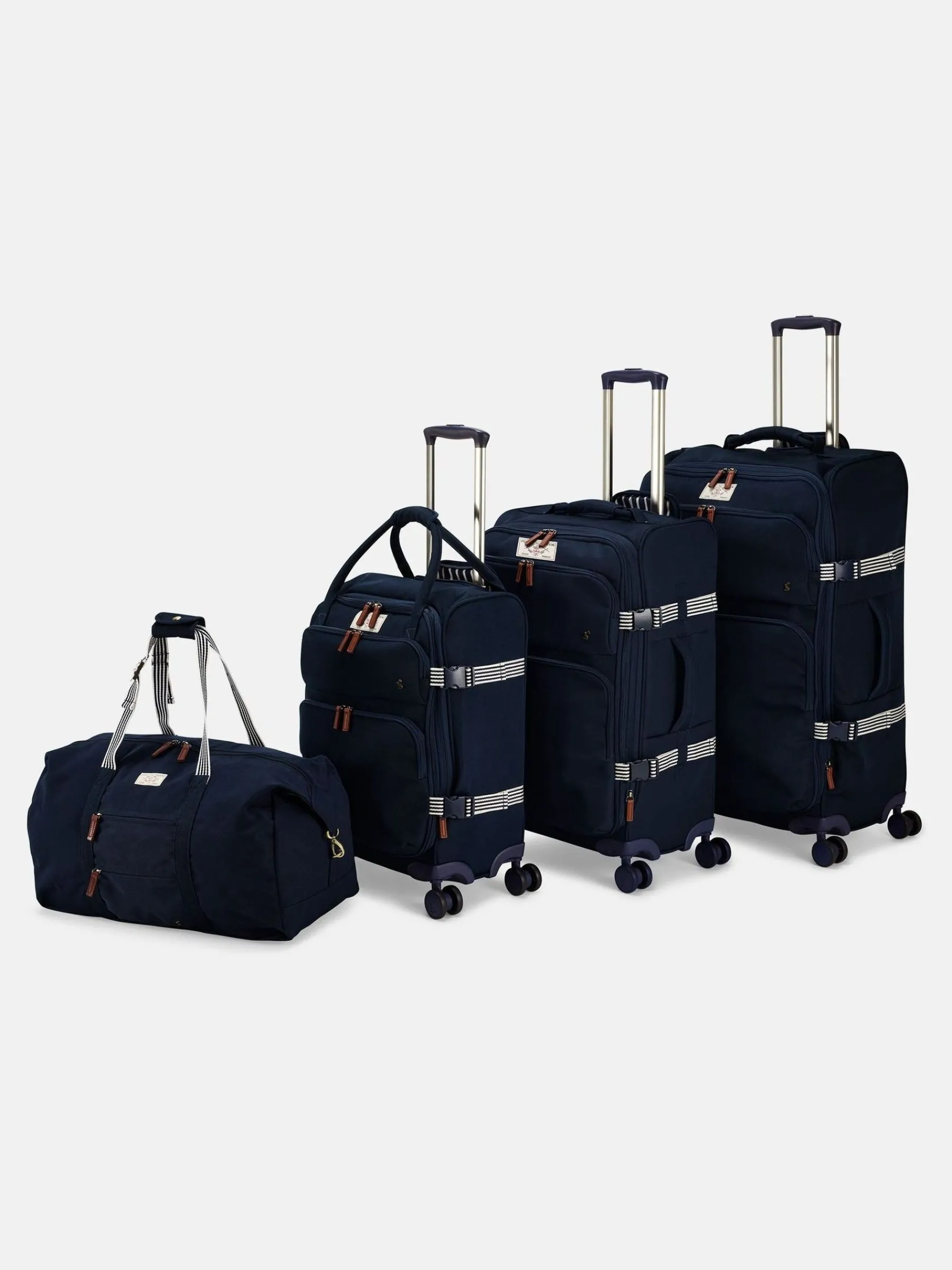 Coast Large 4 Wheel Soft Suitcase<Joules Best