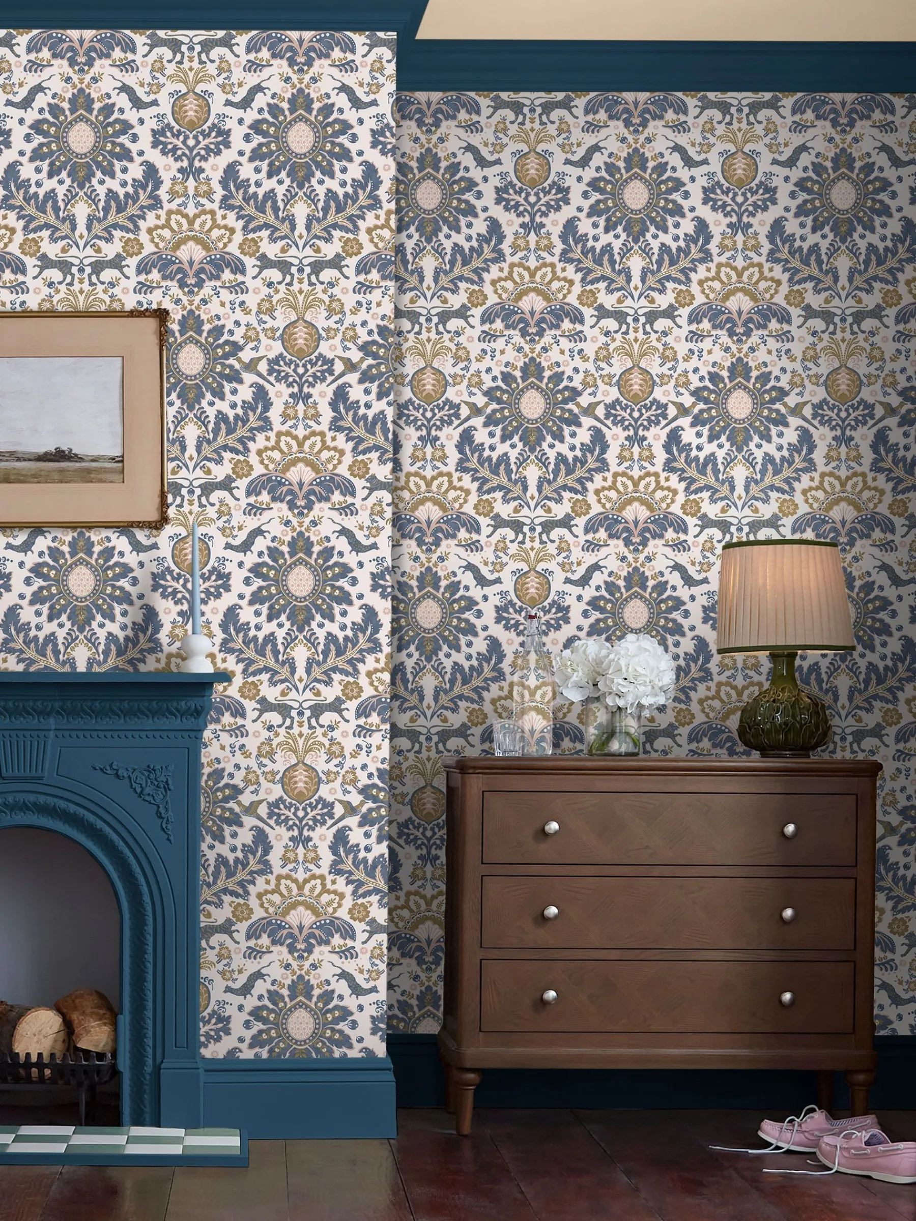 Animal Damask Print 10M Wallpaper<Joules New