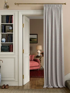 Floral Foulard Set of 2 Blue & Cream Blackout Pencil Pleat Curtains<Joules Clearance