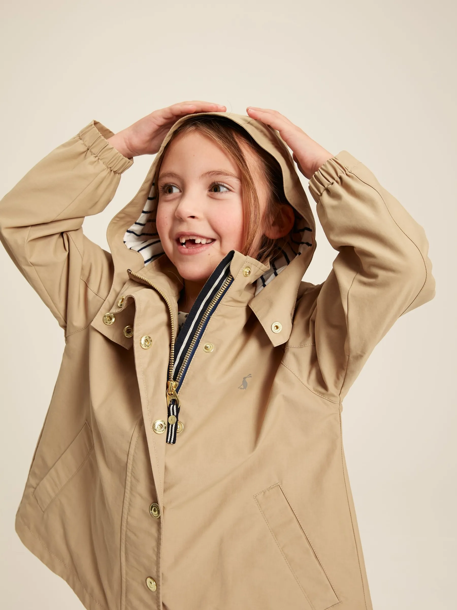 Girls' Meadow Lightweight Waterproof Raincoat With Hood<Joules New