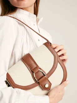 Ludlow Canvas Cross Body Bag<Joules