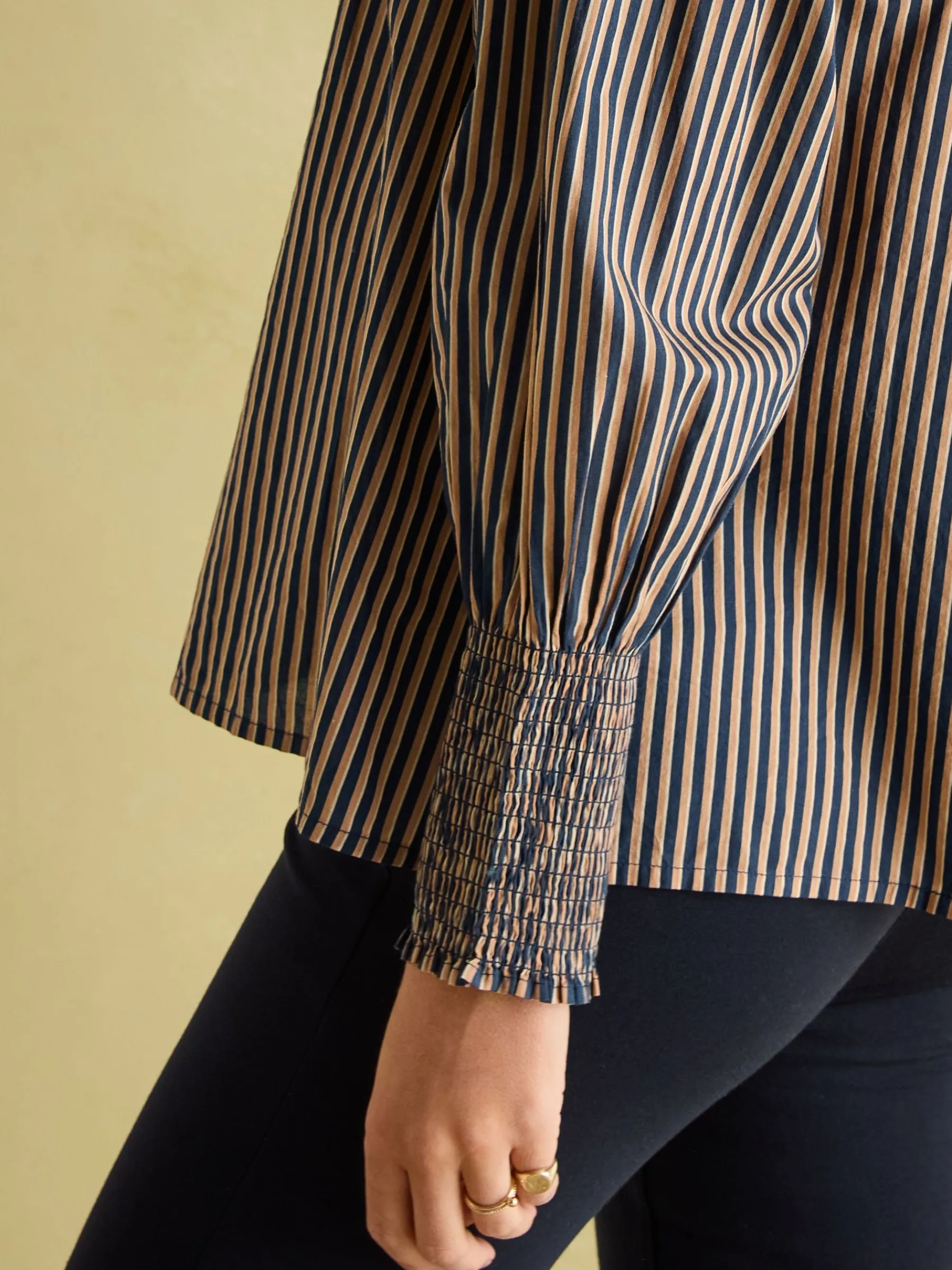 Mariella Navy Stripe Cotton Frill Neck Blouse<Joules Outlet