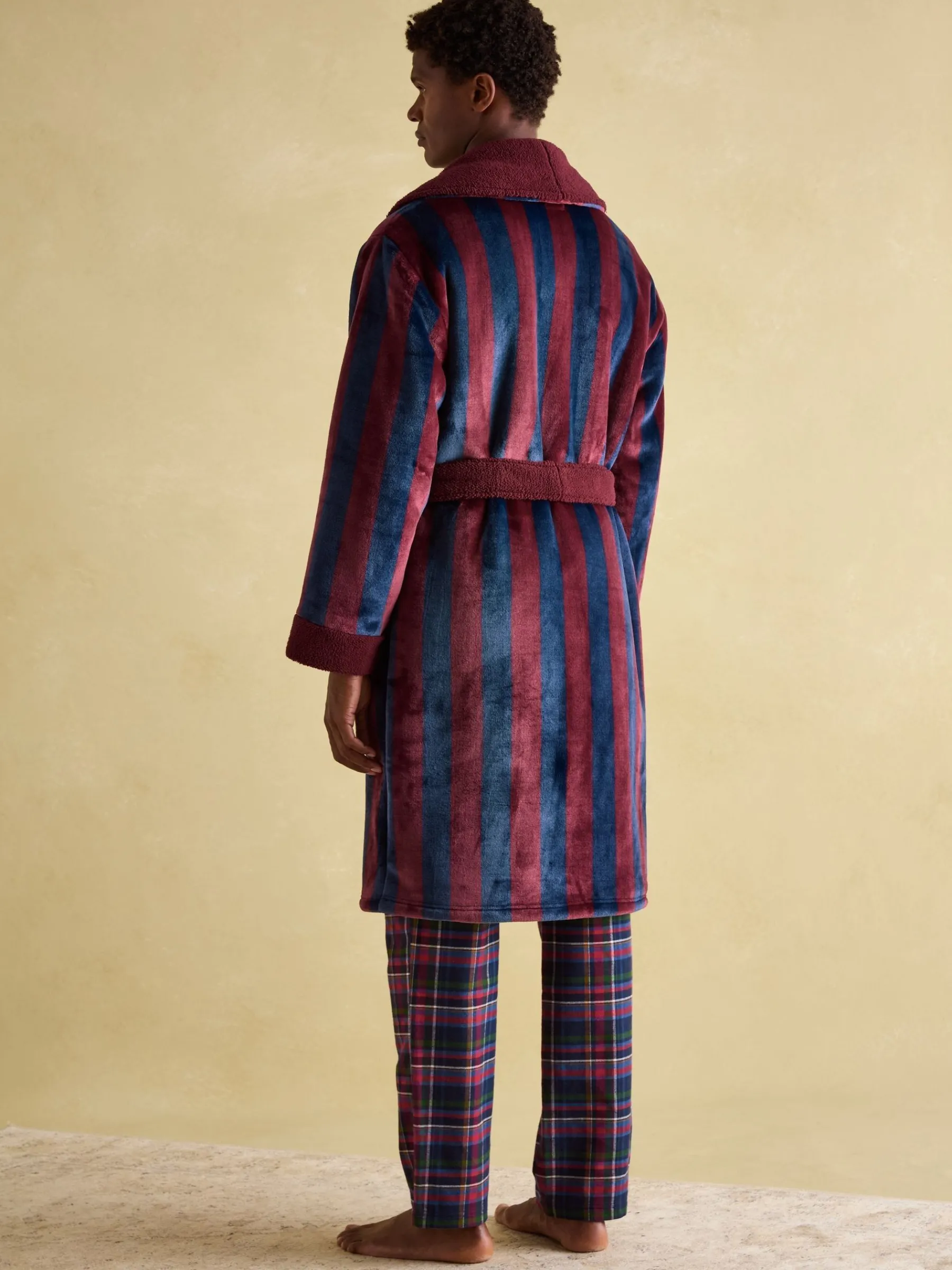 Montague Fleece Lined Dressing Gown<Joules