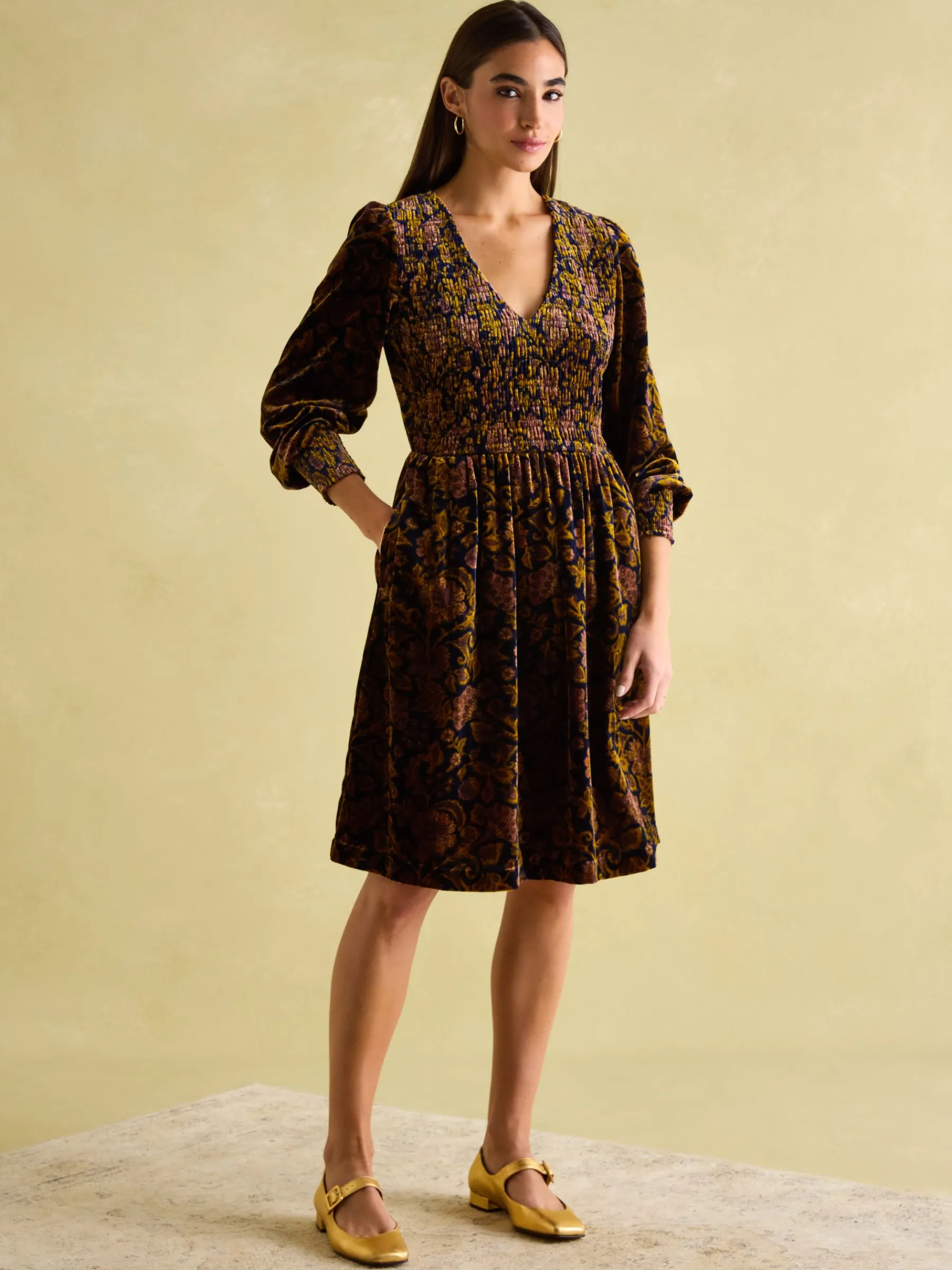 Vanessa Velvet Shirred Dress<Joules Clearance
